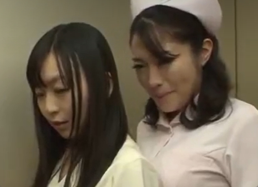 羽月希と藤江由恵のレズ！まん毛を口で咥えて引っ張ってるｗ